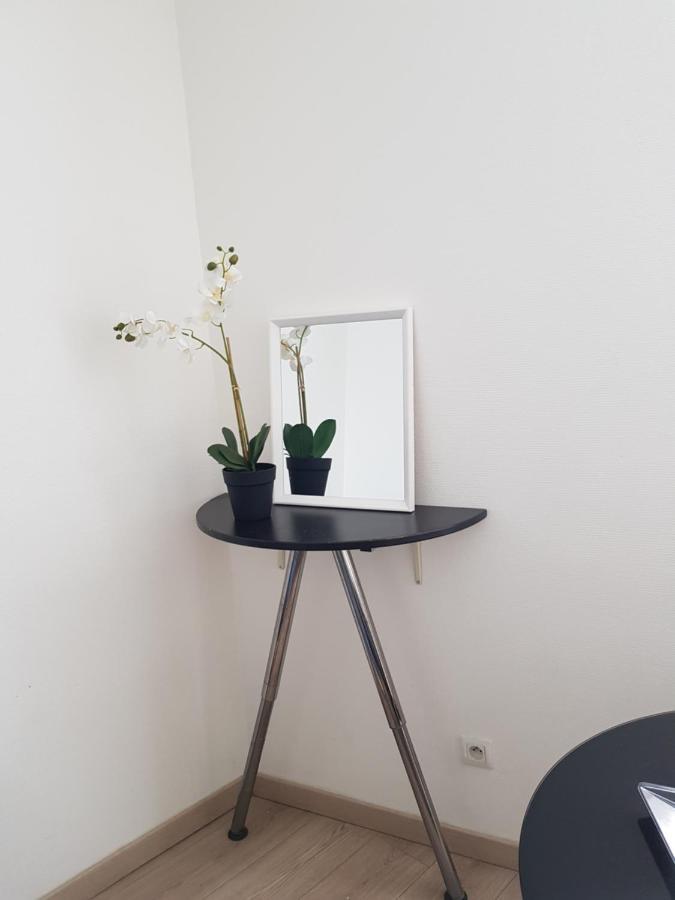 Gesteasy Au Top, Confort, Proche Gare 芒特拉若利 外观 照片